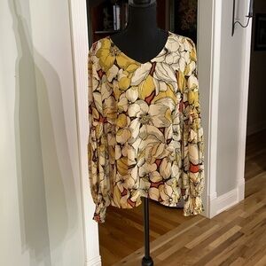 Cabi Medium blouse worn once